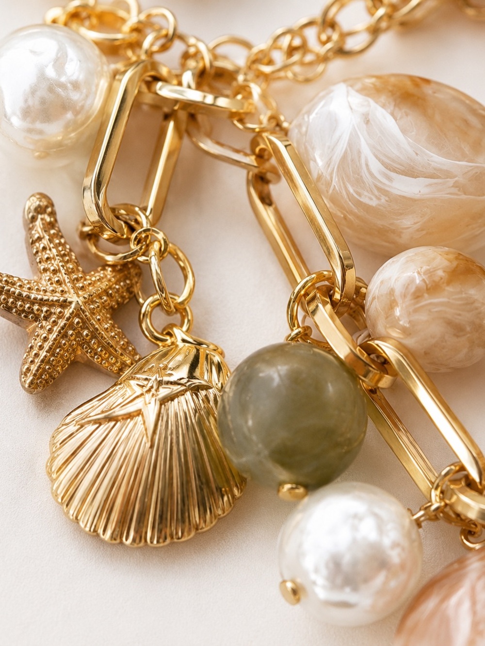 House of Harlow 1960 Gold Charm Bracelet with Pearl, Shell & Mint Accents - Picture 4 of 6